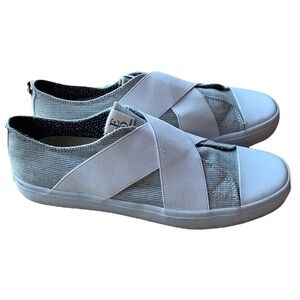 Ellen Degeneres canvas slip on sneakers
